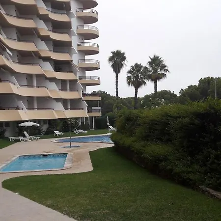 T1 With Pool And Sea View *